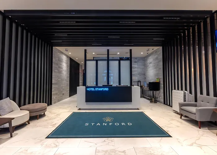 Hotel Stanford