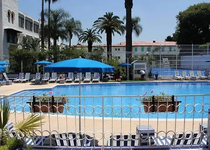 Hôtel Jacuzzi: El Djazair