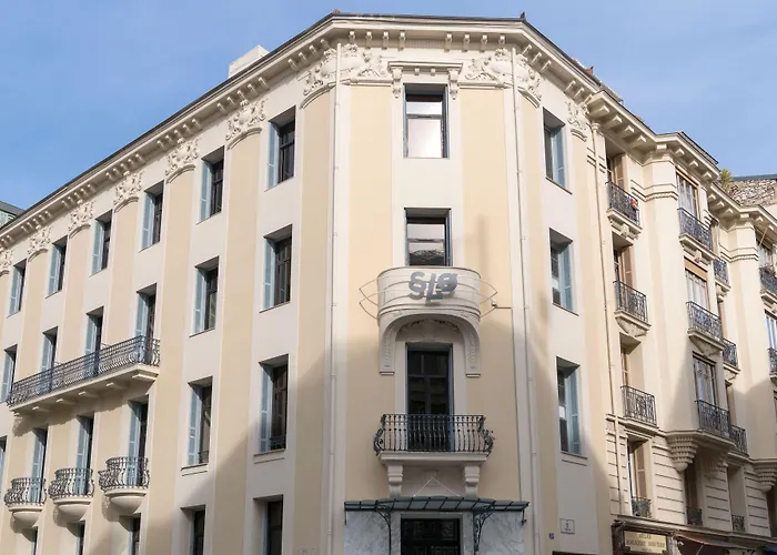 Hotel pres du College: Slo Hostel Nice