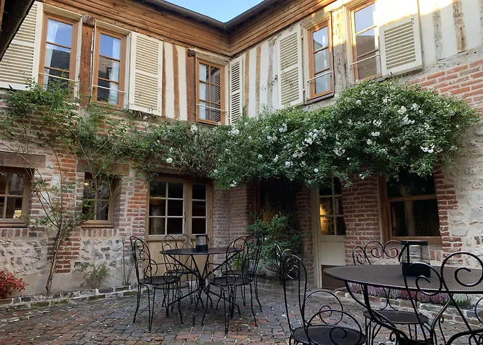 Hôtel pour familles: L'Ecole des Demoiselles