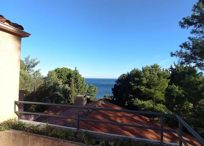 4SAP22 Appartement climatisé avec double terrasses
