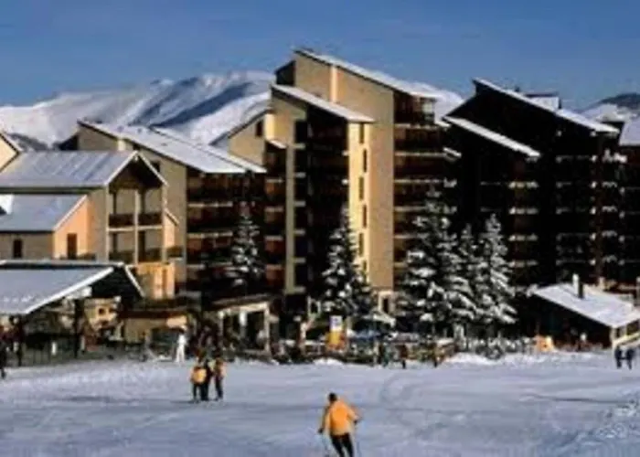 Un Isard au Pied des Pistes