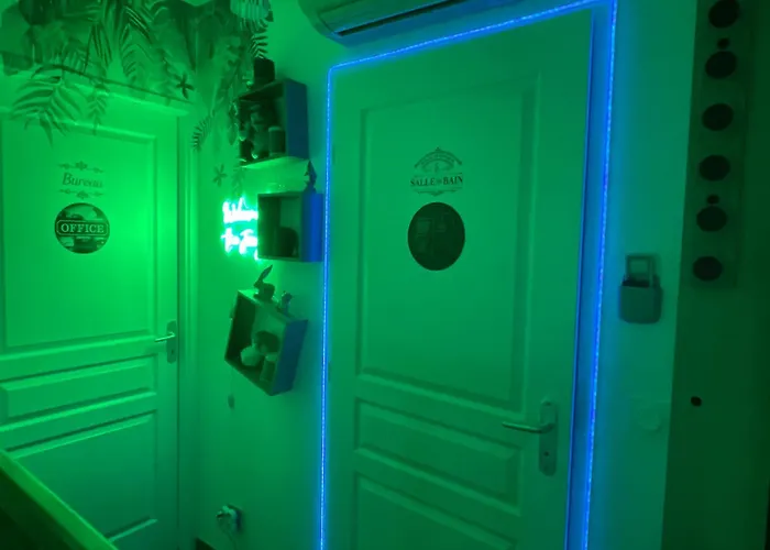 Chambre agréable avec jacuzzi