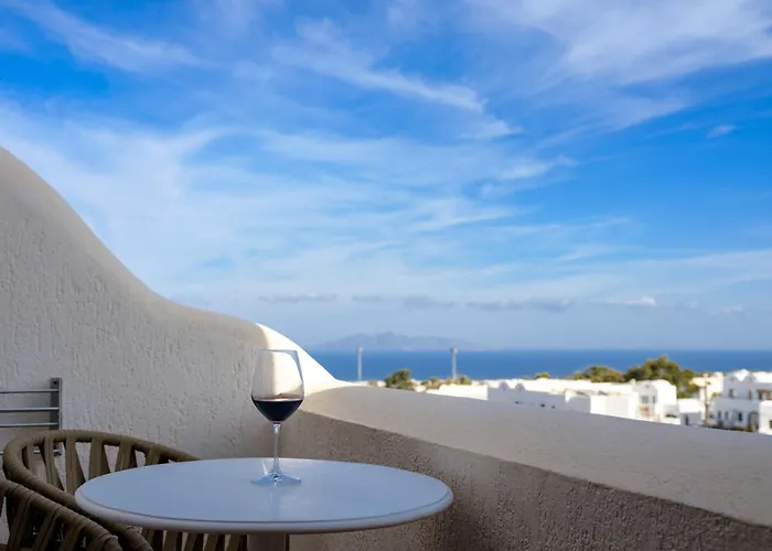 Astir Thira