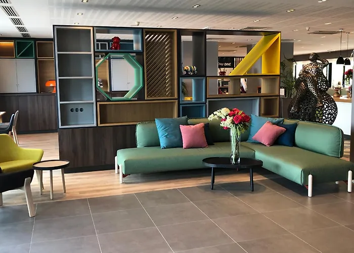 Holiday Inn Bordeaux Sud - Pessac, an IHG Hotel