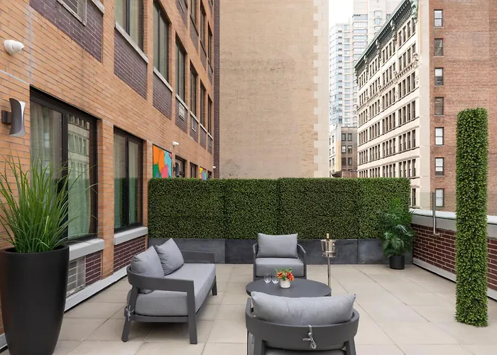 Broadway Plaza Hotel