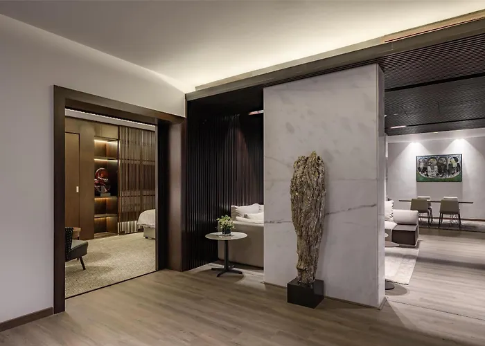 Dusit Thani Lakeview Cairo