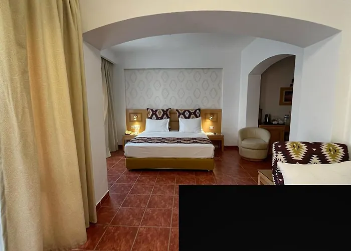 Hôtel avec piscine: Tamra Beach Resort
