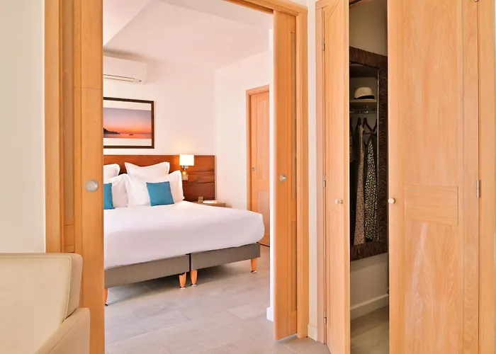 Hôtel de golf: Hôtel La Roya