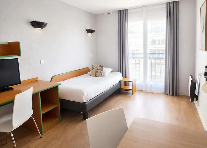 Adagio Access Paris