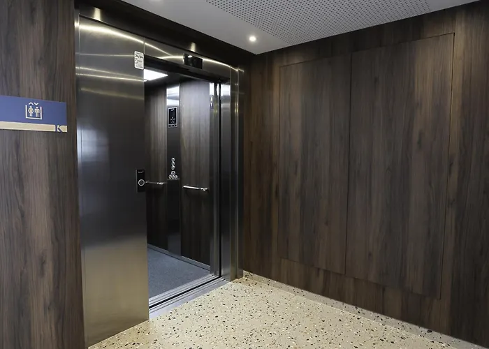 Hôtel pour familles: Kyriad Montpellier Sud - A709