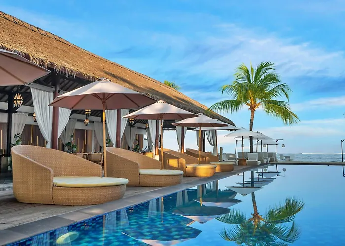 Lembongan Beach Club & Resort