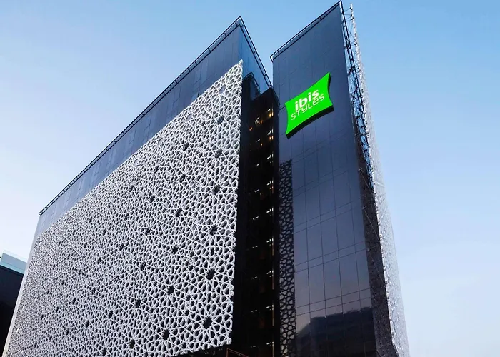  Ibis Styles Dubai Airport