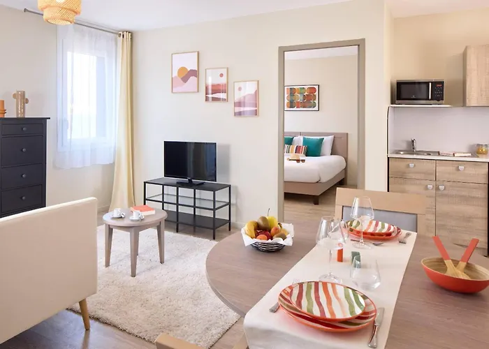 Hôtel 3 étoiles: Zenitude Hôtel-Résidences Le Havre Les Docks