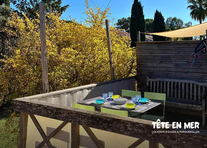 Appartement à 100 m du village de porquerolles