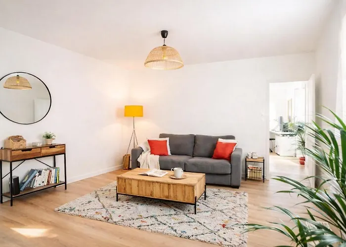 Appartement T2 lumineux et cosy au calme proche du centre avec TV et Wifi