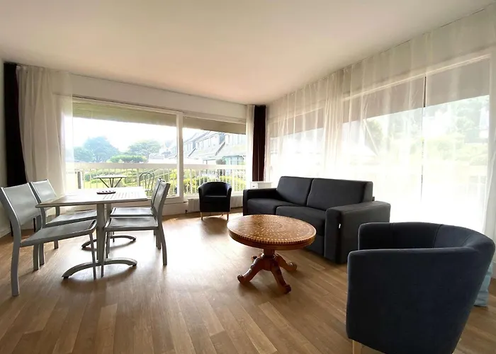 Appartement VUE SUR MER avec terrasse, plage de Trestraou à PERROS-GUIREC - Ref 861