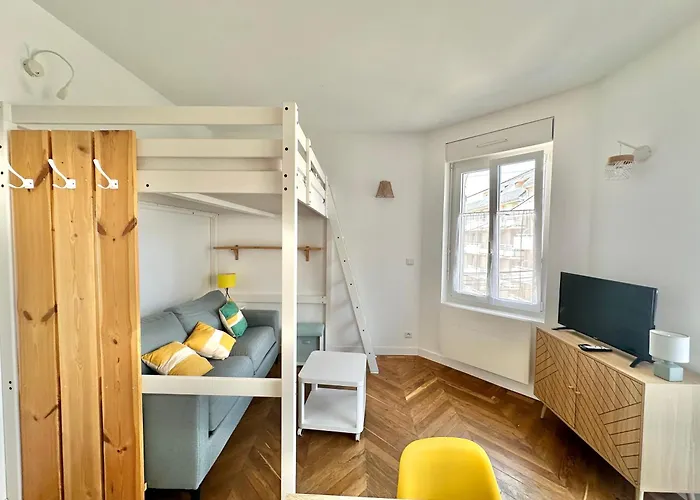 Studio 25 m2 à 100m de la plage