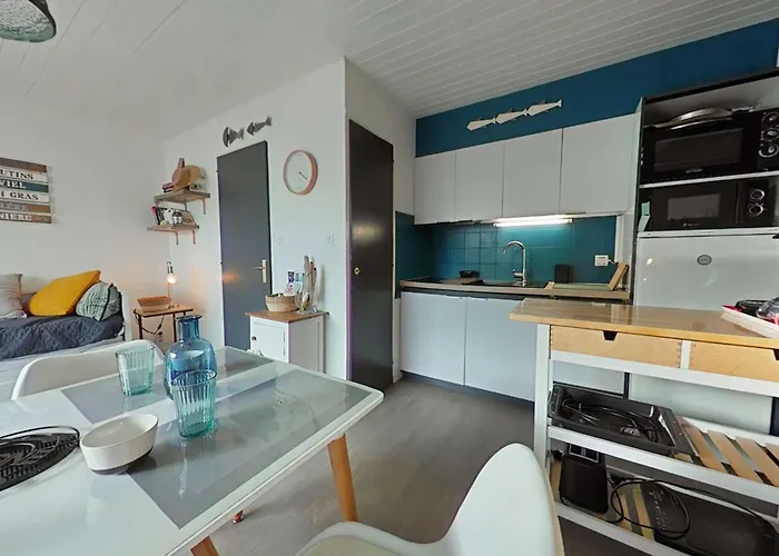Studio rénové à 2 pas de la plage avec terrasse privée, parking et ménage inclus - Noirmoutier - FR-1-224B-36