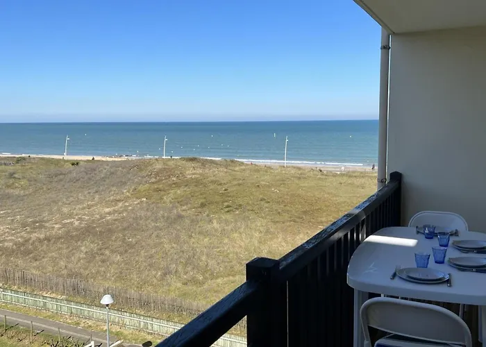 Appartement 2 pièces avec balcon et accès direct plage à Cabourg, animaux admis - FR-1-487-352