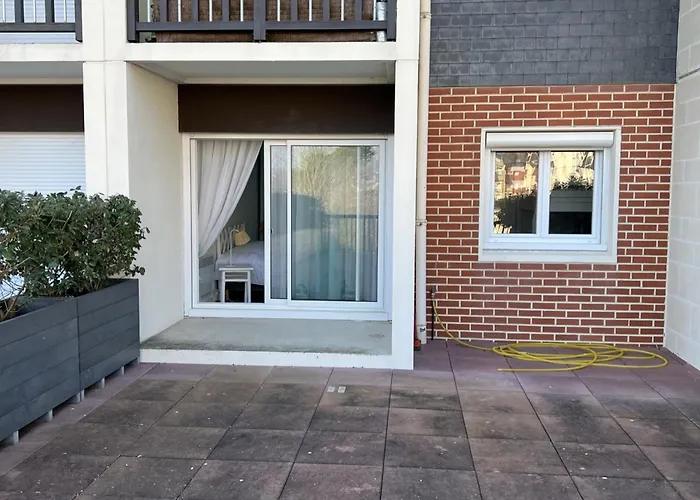 Appartement 3 pièces avec terrasses et vue mer - Parking inclus - FR-1-487-349