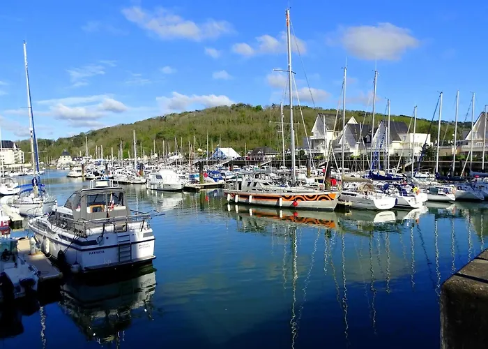 VILLA CATHY DUPLEX PLEIN SUD VUE PORT avec PISCINE INTERIEURE CHAUFFÉE
