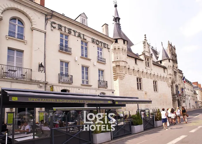 Cristal Hôtel Restaurant - Logis Hotels