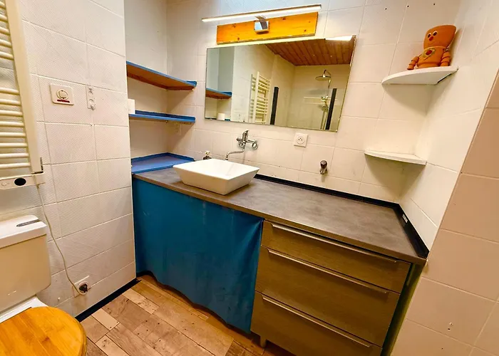 Chaleureux appartement centre ville proche gare.