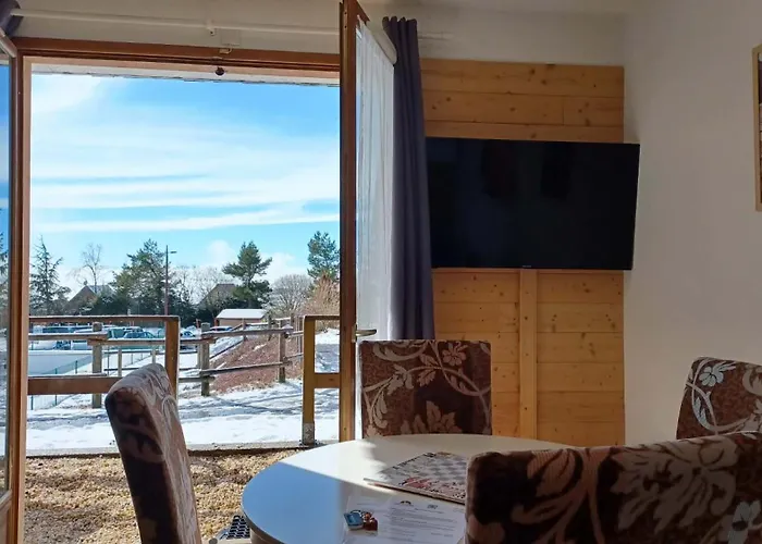 Le chalet de Lamarmotte T3 rénové avec terrasse sud en rez de jardin
