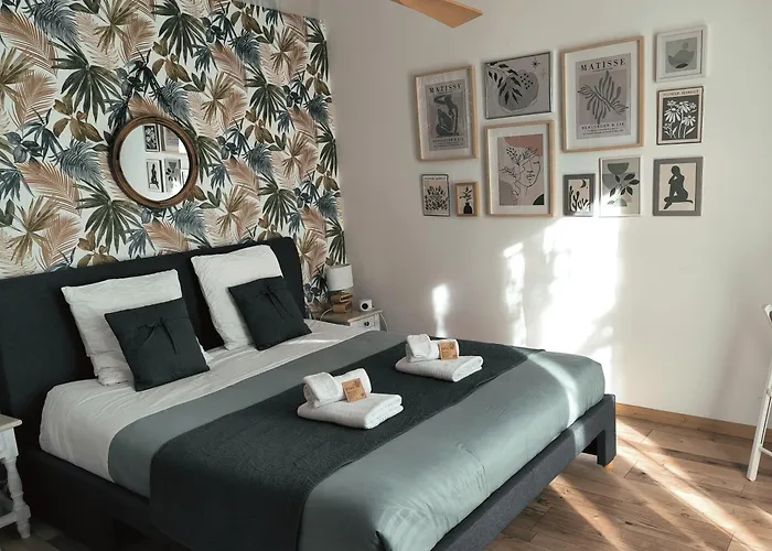 Hôtel de luxe: Les Treilles de Salies - Spa et sauna intérieur