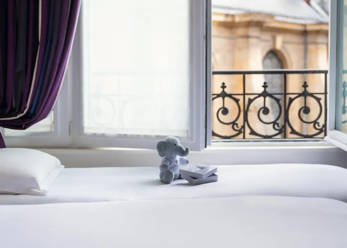 Hôtel Pont Royal