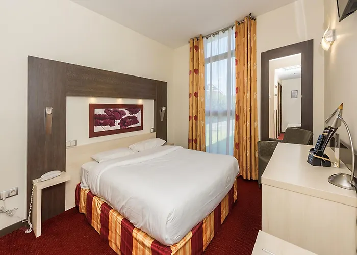 Hostellerie Saint Vincent Beauvais Aeroport