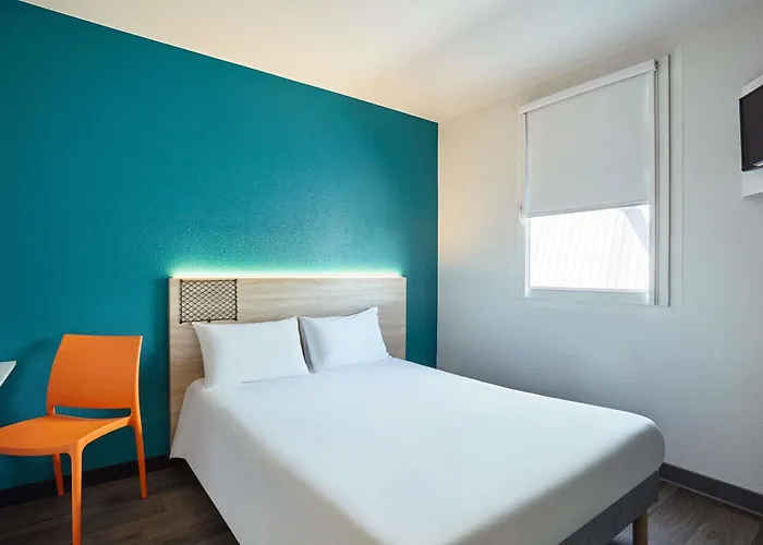 Hotelf1 Perpignan Sud