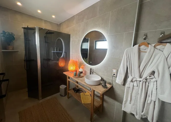 Lofts Avec Jacuzzi Privatif - Spa Romantique - Bouzigues
