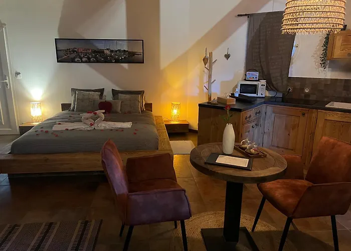 Lofts Avec Jacuzzi Privatif - Spa Romantique - Bouzigues