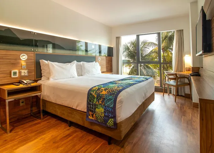 Hôtel pour familles: Arena Leme Hotel