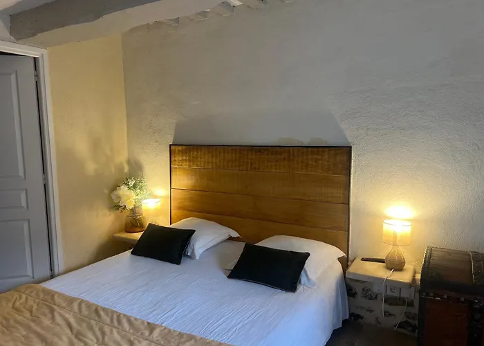 Le Petit Paradis