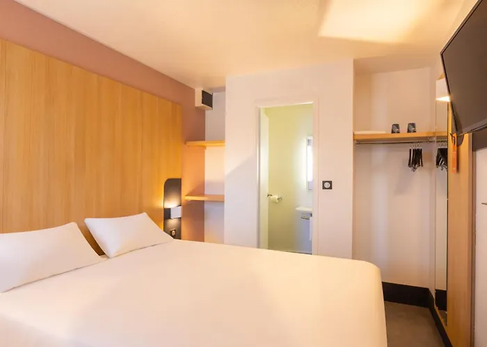 B&B HOTEL Lorient Lanester