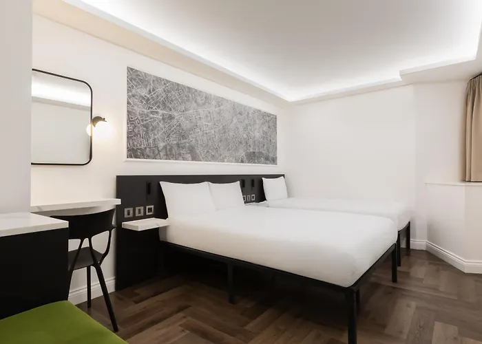 Hôtel avec piscine: Stg Hotel Oxford Street - Formerly St Giles London Hotel