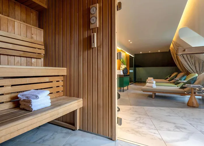 Hôtel de plage: Le Louis Versailles Château - MGallery