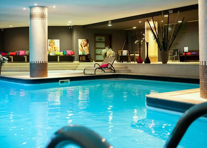 Hôtel avec piscine: Hotel Parc Beaumont&Spa Pau - MGallery