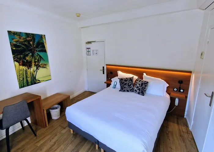 Hôtel: Hotel B Lodge