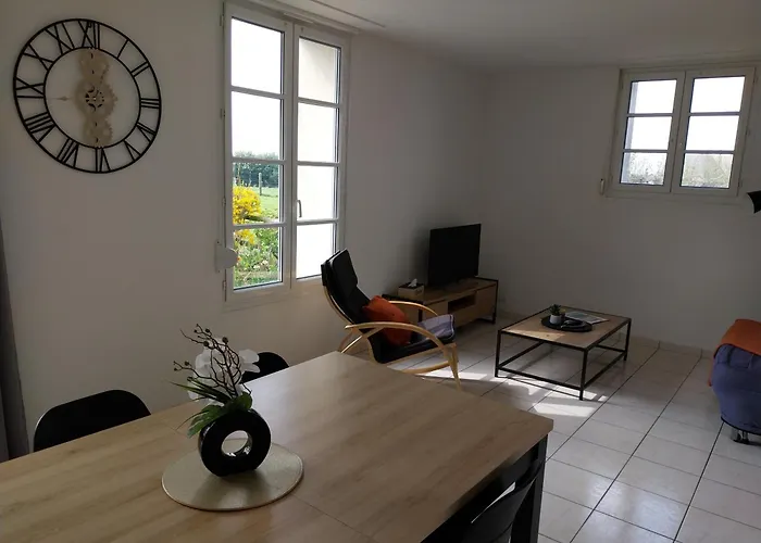 Maison Face au Mont avec extérieur