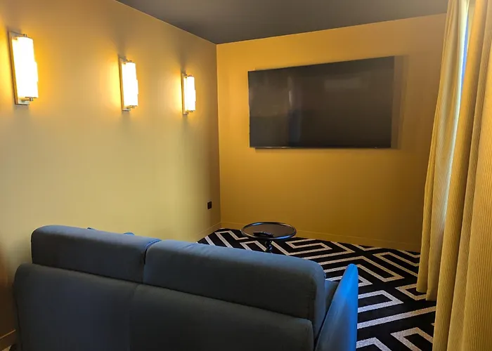 Hôtel pour familles: LABE Hôtel Tours Centre Gare