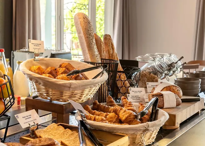 Kyriad Direct Marseille Ouest