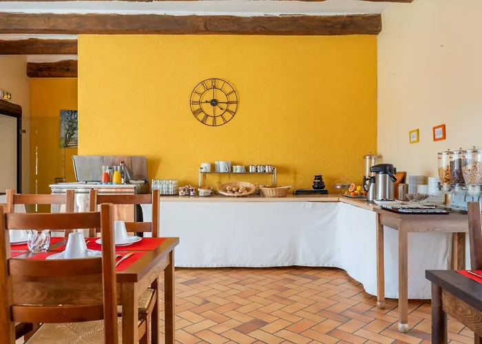 Hotel Val De Loire