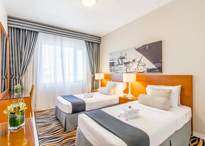 Golden Sands Apartments