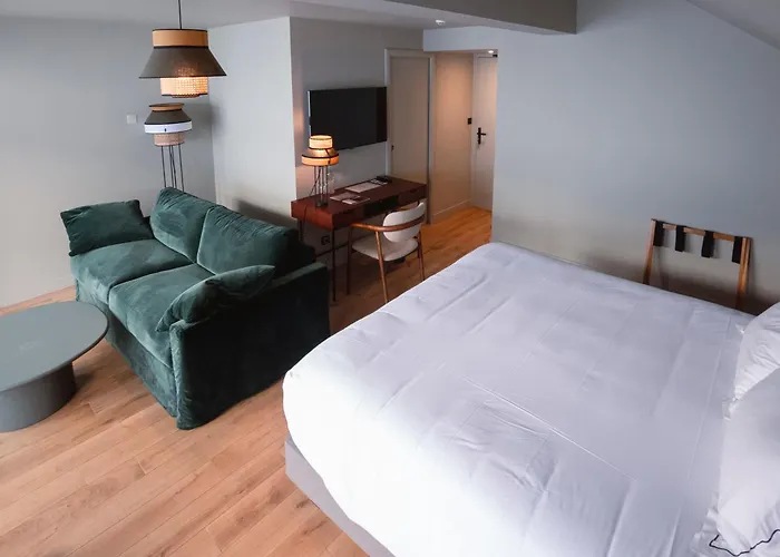 Les Cèdres - Hôtel - Restaurants - Spa