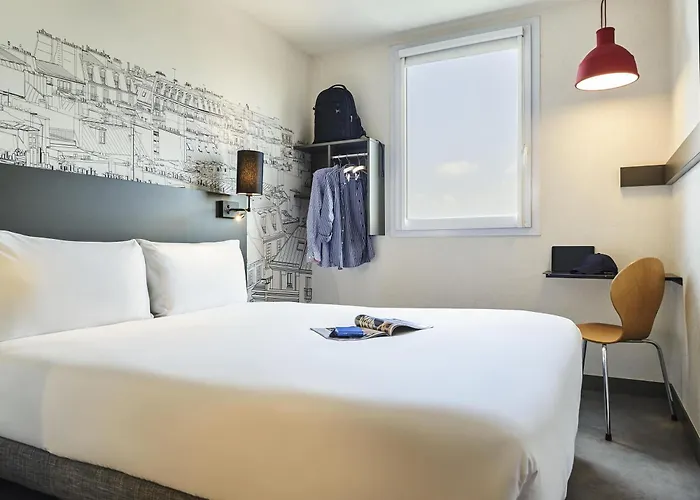 greet hotel Paris Nord 18è