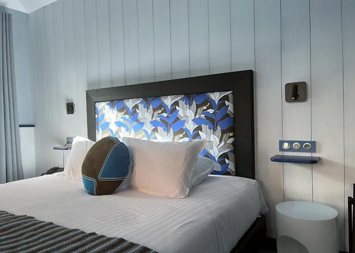 Resort: Dormy House